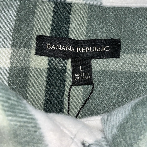 Banana Republic Womens
Shirt Jacket Green Plaid
Shacket Oversized.  Size Large - Picture 8 of 11